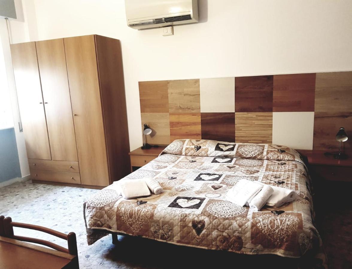 Hotel La Torre Cogoleto Buitenkant foto